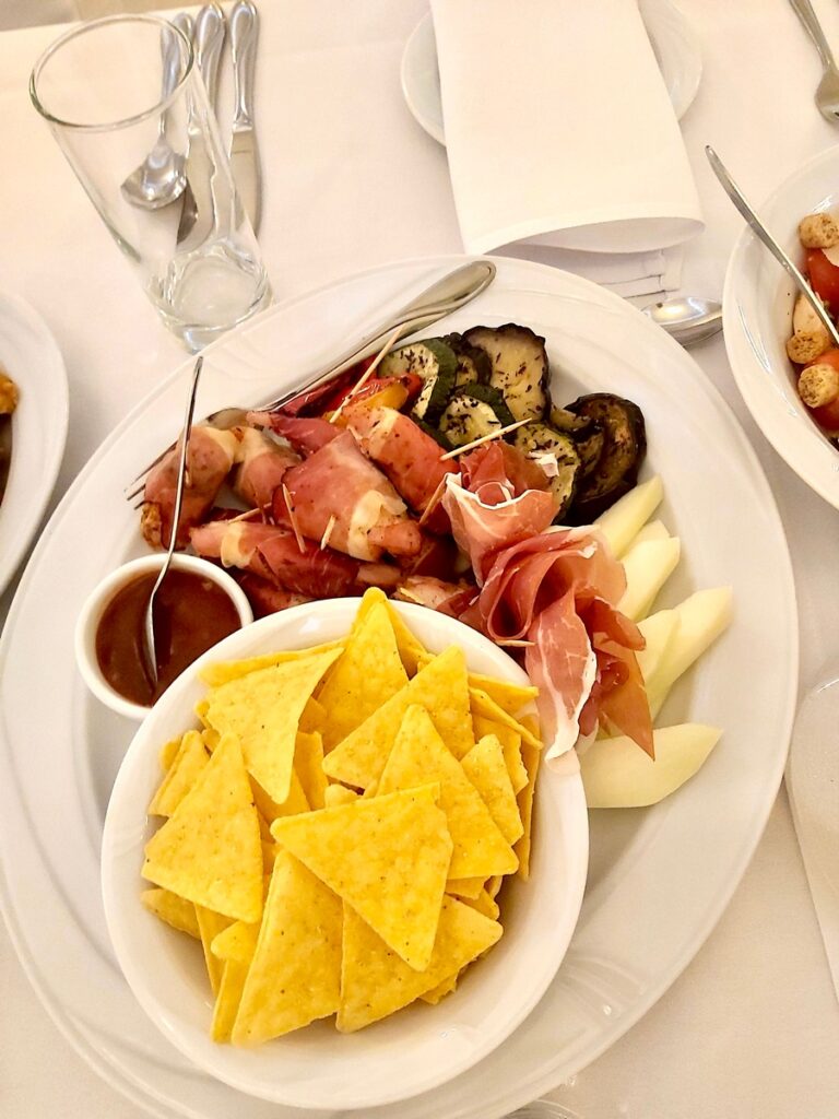 Pałac Wola ducka zdjęcia kuchni