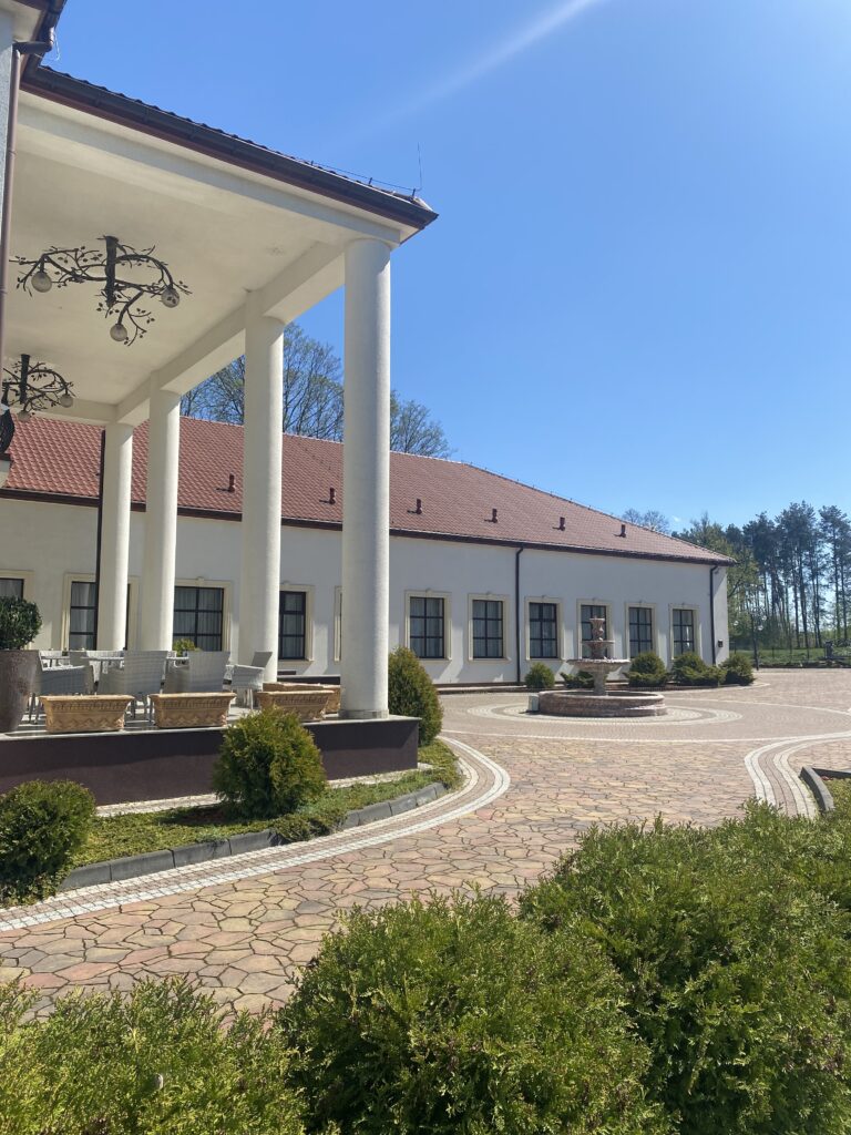 Pałac Wola Ducka plener