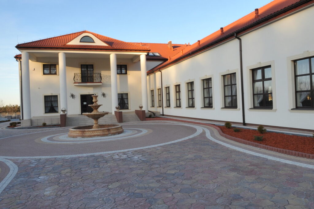 Pałac Wola Ducka plener