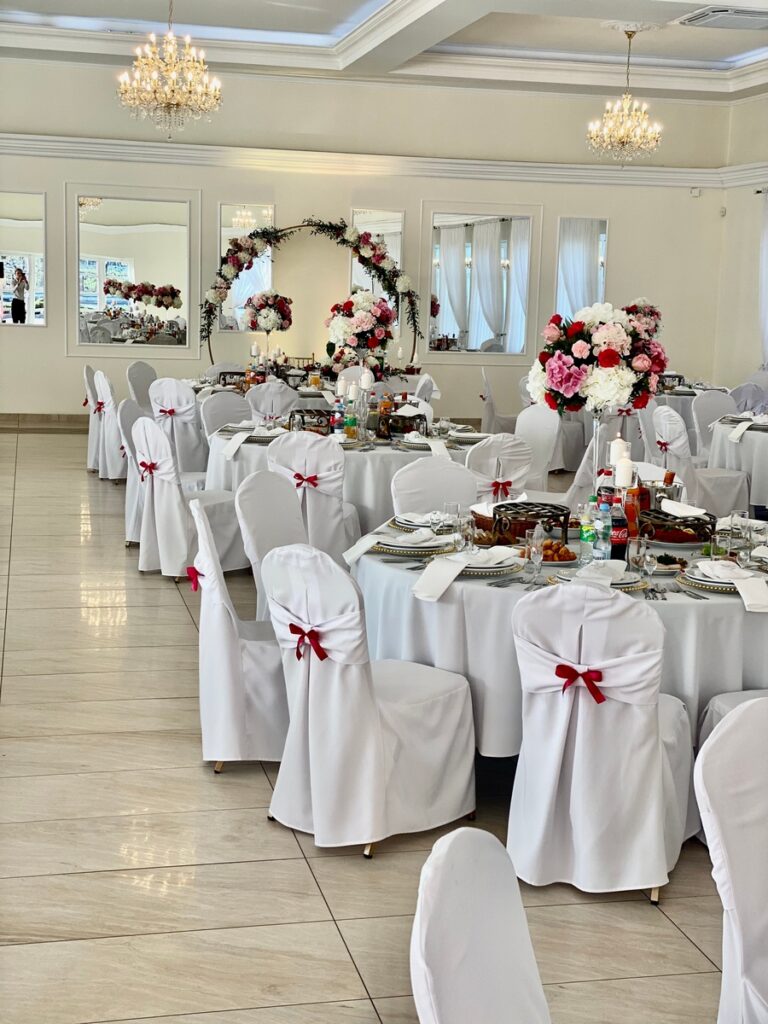 Pałac Wola Ducka Sala wewnątrz