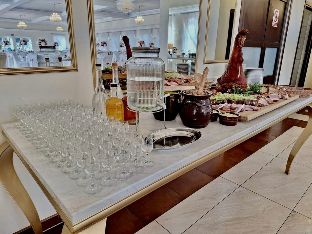 Pałac Wola Ducka Sala wewnątrz