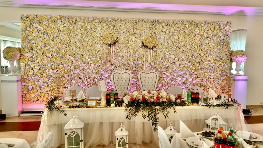 Pałac Wola Ducka Sala wewnątrz