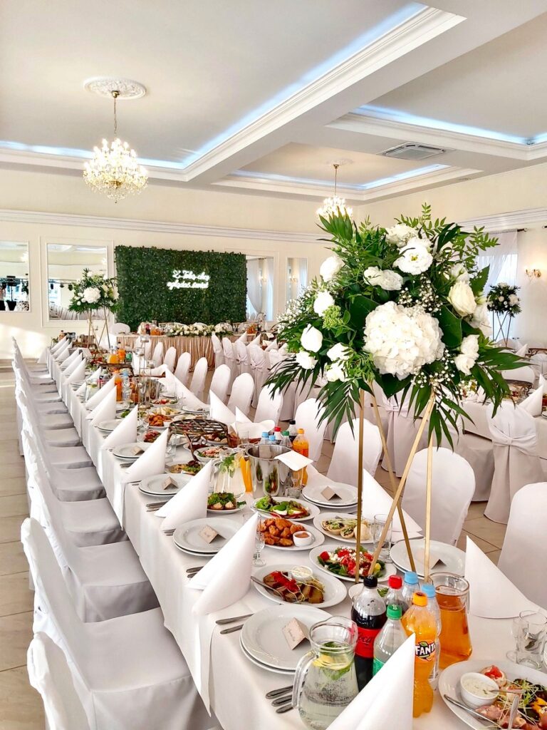 Pałac Wola Ducka Sala wewnątrz