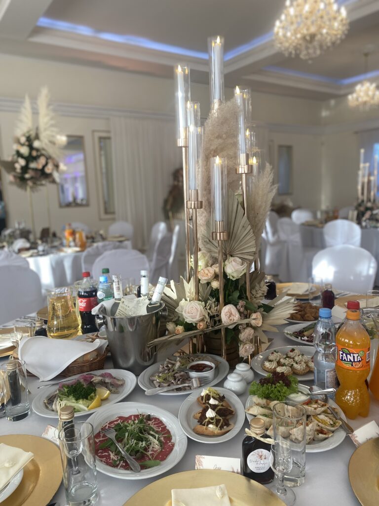 Pałac Wola Ducka Sala wewnątrz