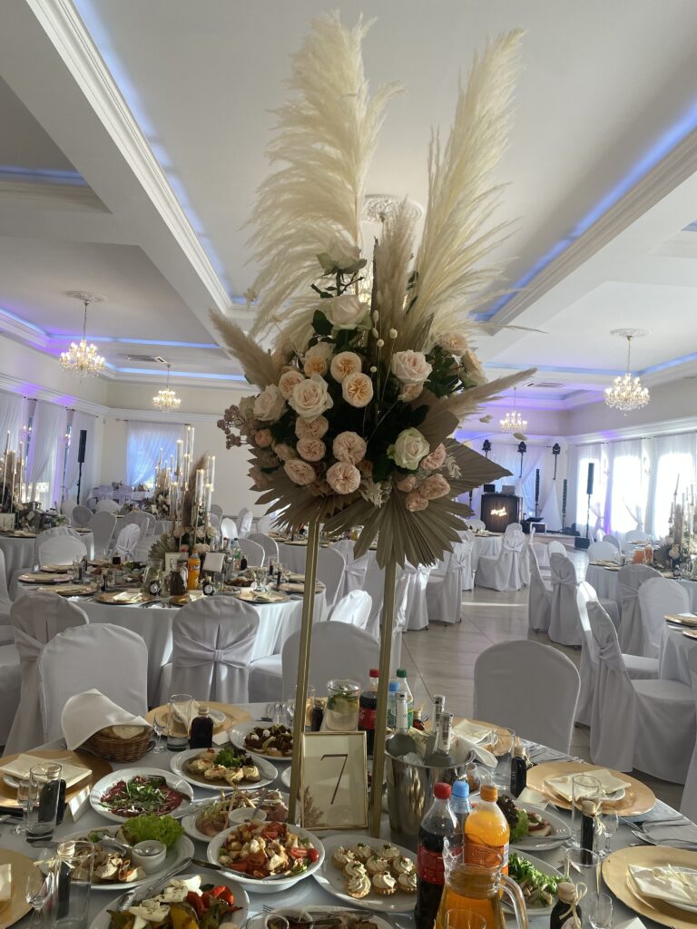 Pałac Wola Ducka Sala wewnątrz