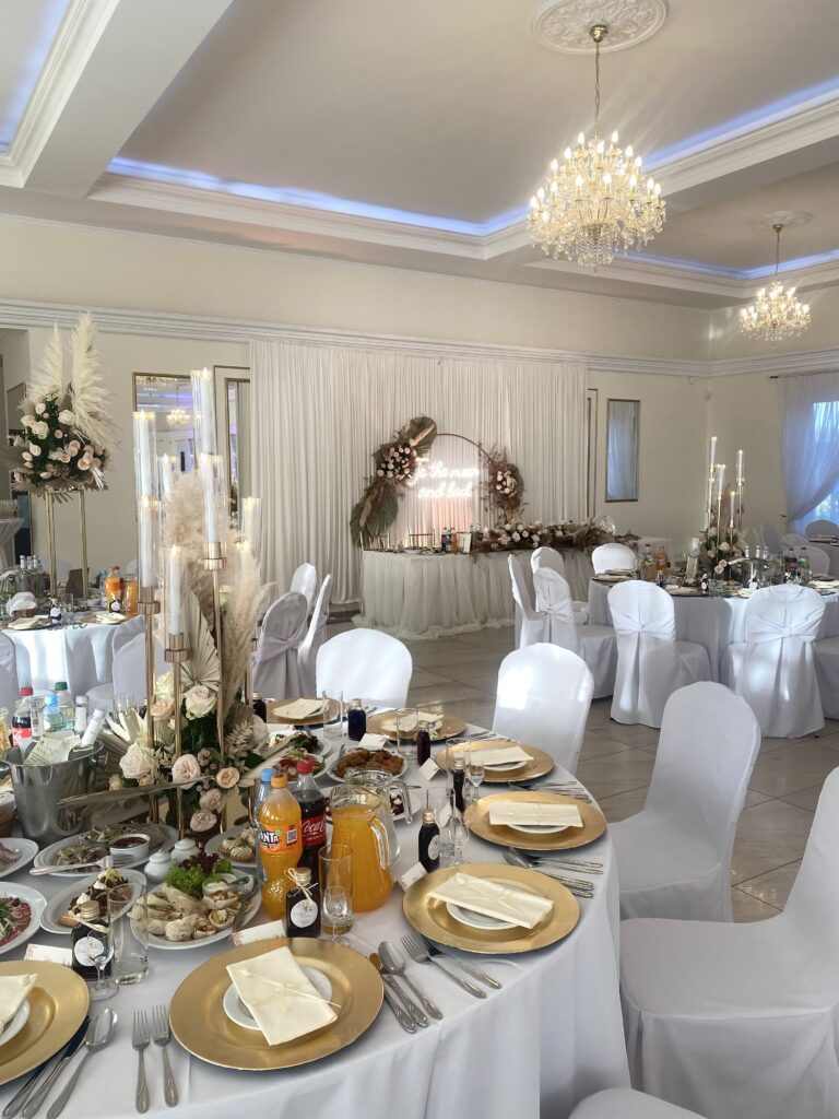 Pałac Wola Ducka Sala wewnątrz