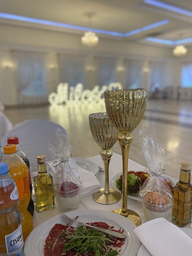 Pałac Wola Ducka Sala wewnątrz