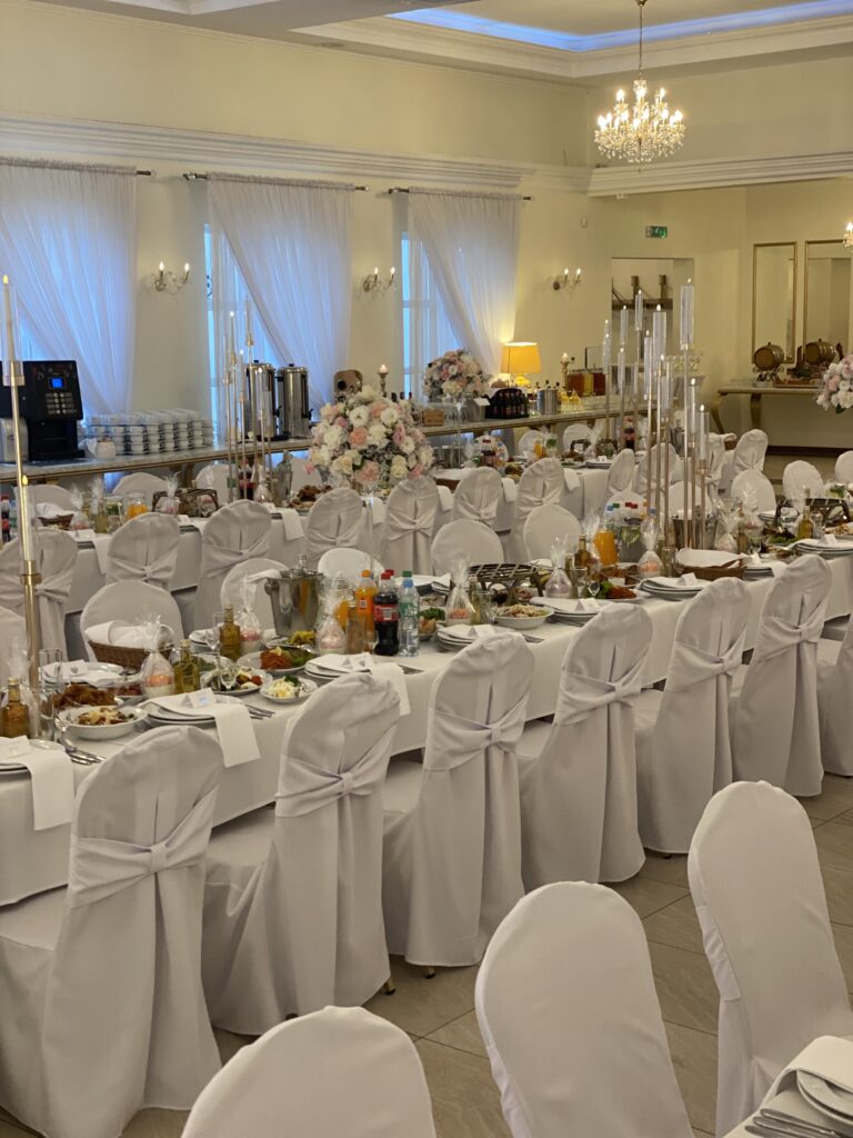 Pałac Wola Ducka Sala wewnątrz