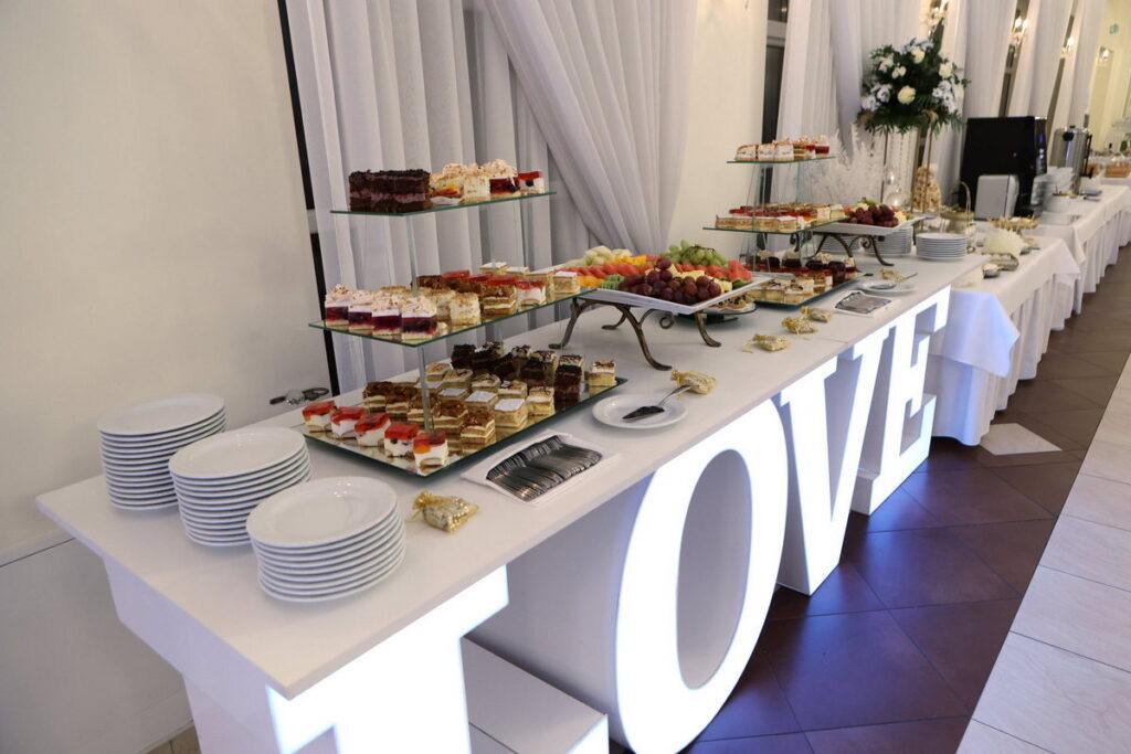 Pałac Wola Ducka Sala wewnątrz